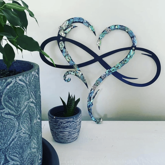 ✝️100% Handmade Infinity heart-Steel wall decor Metal Wall art(𝐂𝐡𝐚𝐝 𝐒𝐦𝐢𝐭𝐡 𝐇𝐚𝐧𝐝𝐦𝐚𝐝𝐞®)