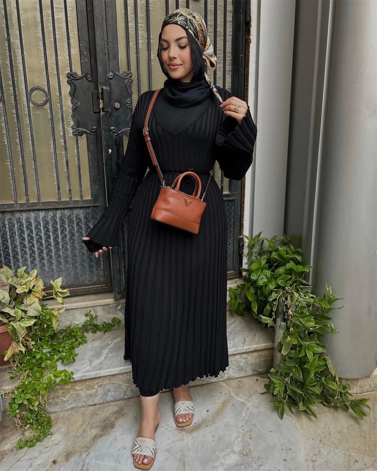 TikTok 🔥Last Day Promotion 48% OFF-🎁-2024 Fall New Sleeved Knit Midi Dress