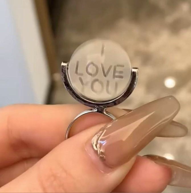 LOVE Rotating Confession Ring
